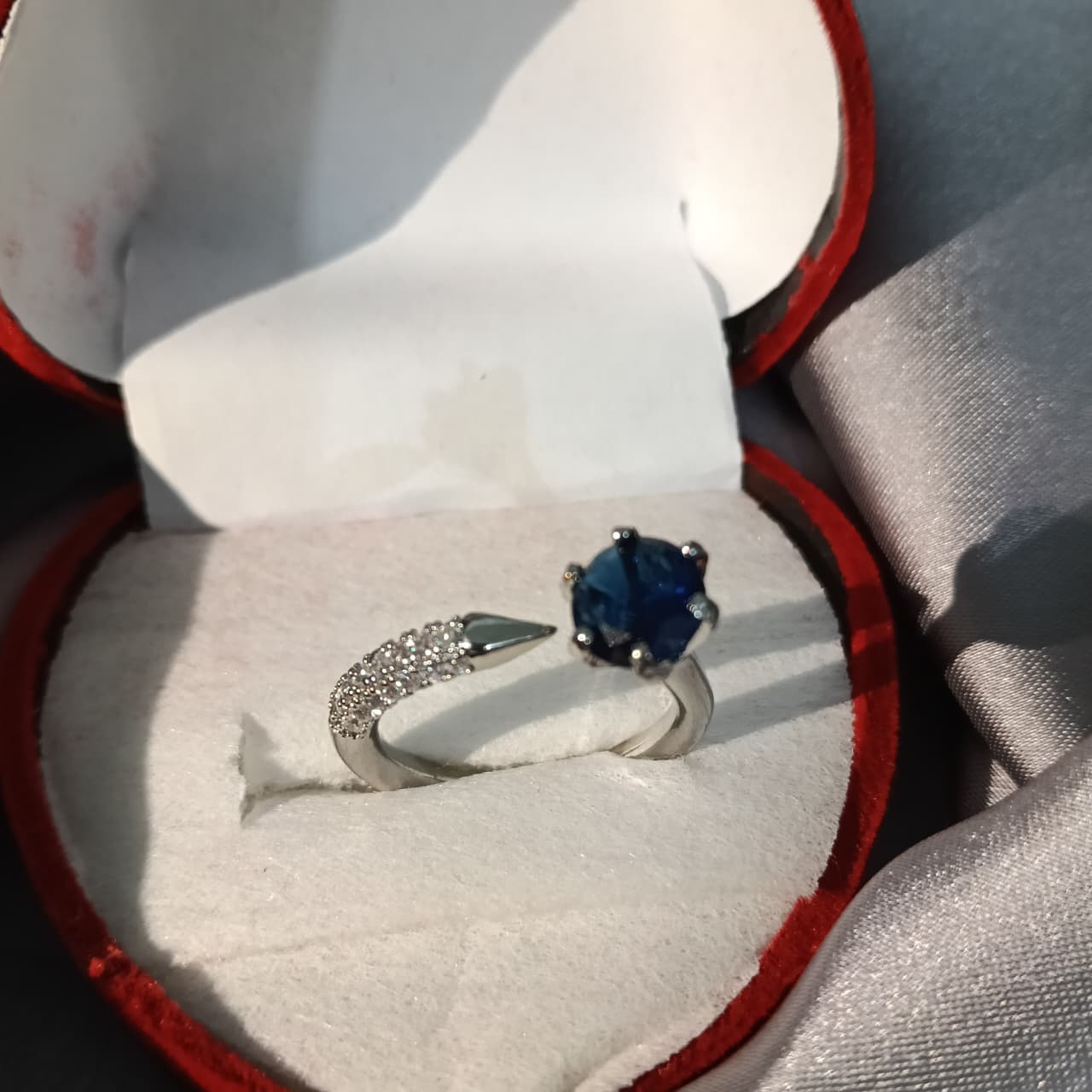 Elegant Silver Open Adjustable Crystal Ring – Multicolor 6 Stone Fashion Ring for Women R00001