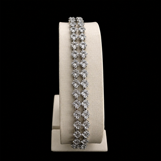 Luxury Diamond Style Tennis Bracelet – Elegant Silver Crystal Bracelet for Women B00004