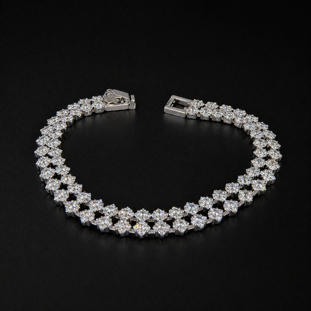 Luxury Diamond Style Tennis Bracelet – Elegant Silver Crystal Bracelet for Women B00004