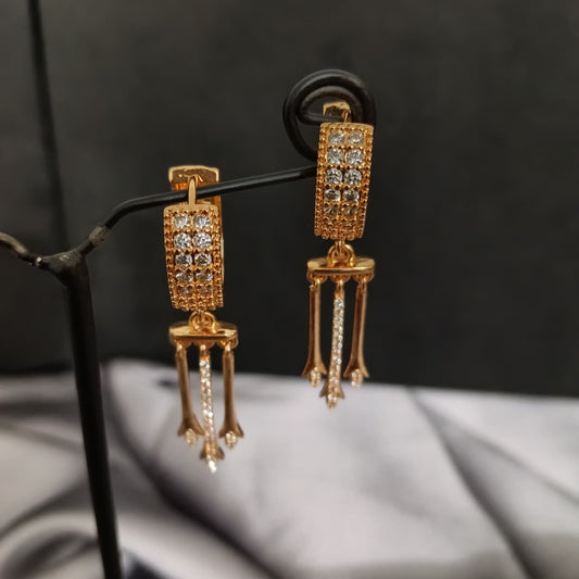 Elegant Gold-Plated Diamond Drop Earrings for Women E00002